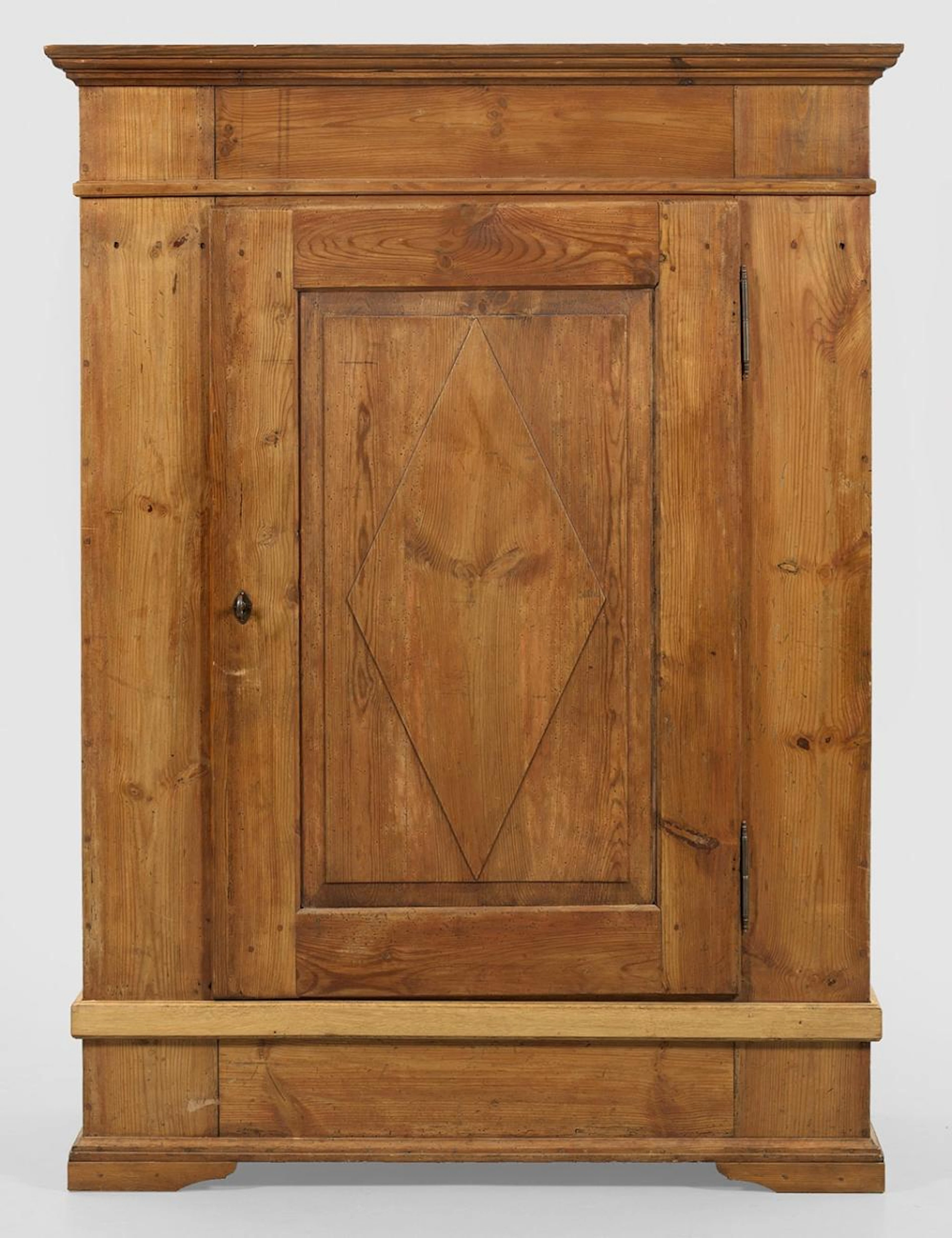 Kleiderschrank