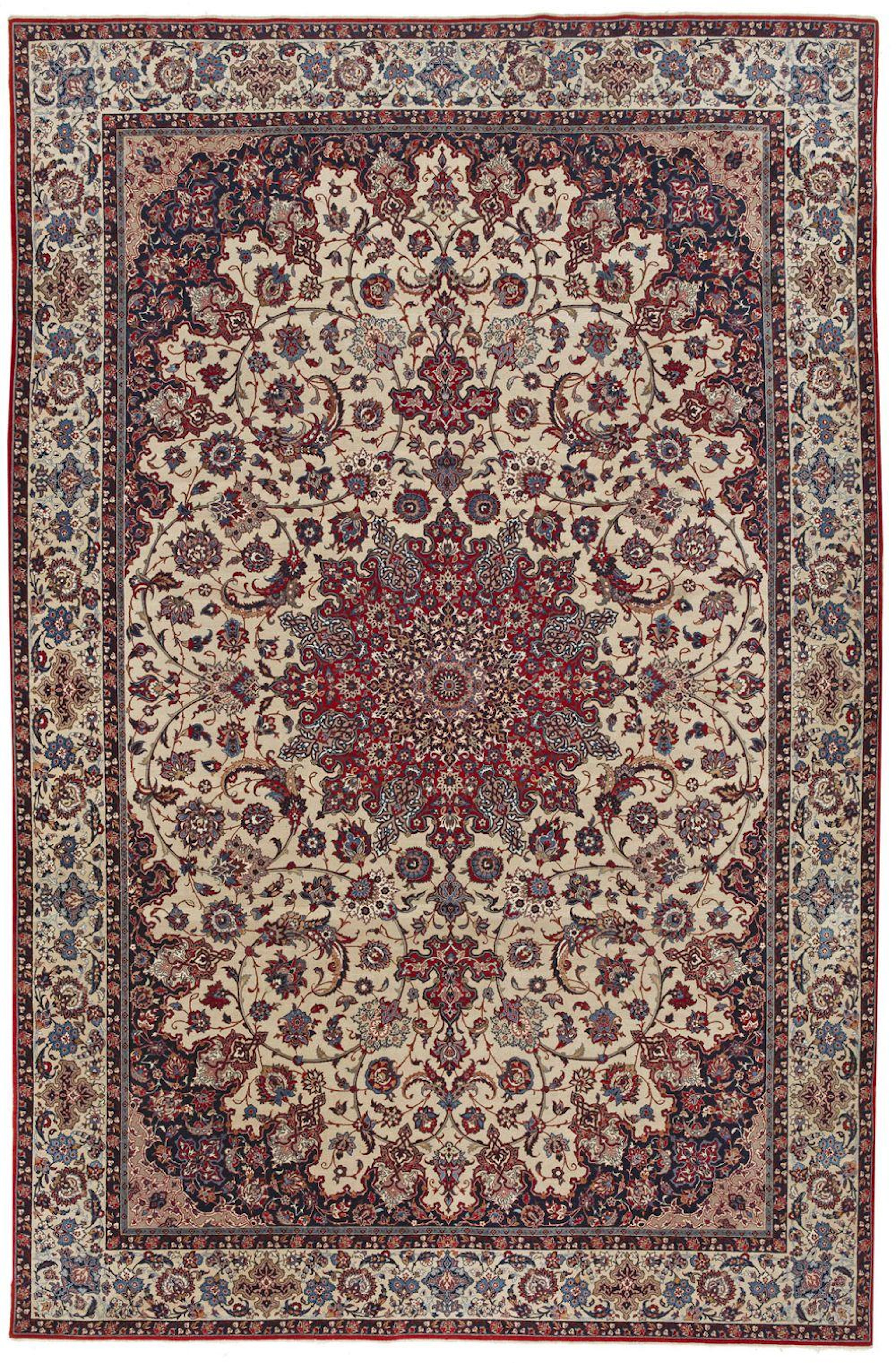 Großer alter Isfahan-Teppich
