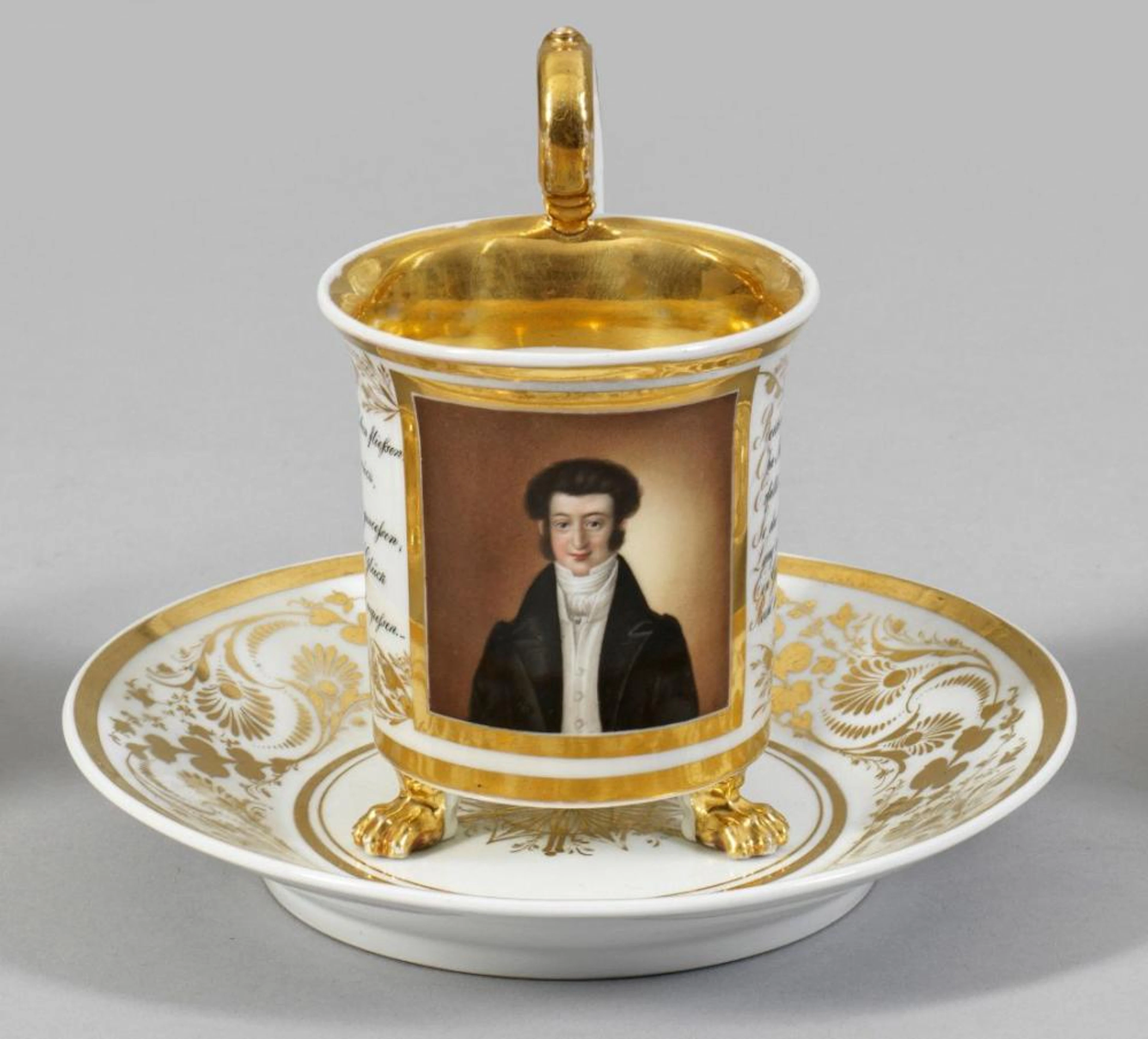 Biedermeier-Porträttasse