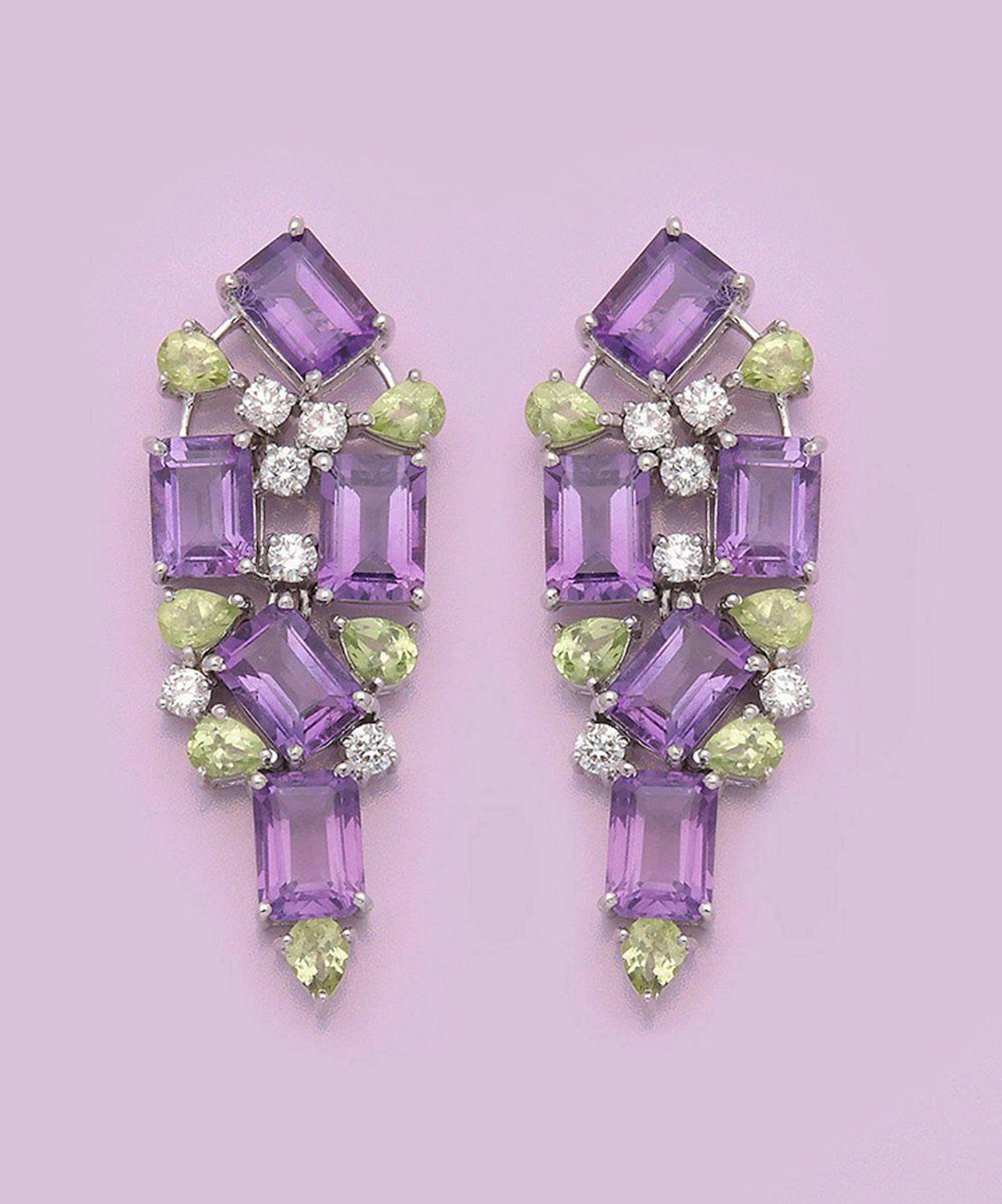 Paar extravagante Amethyst-Ohrringe