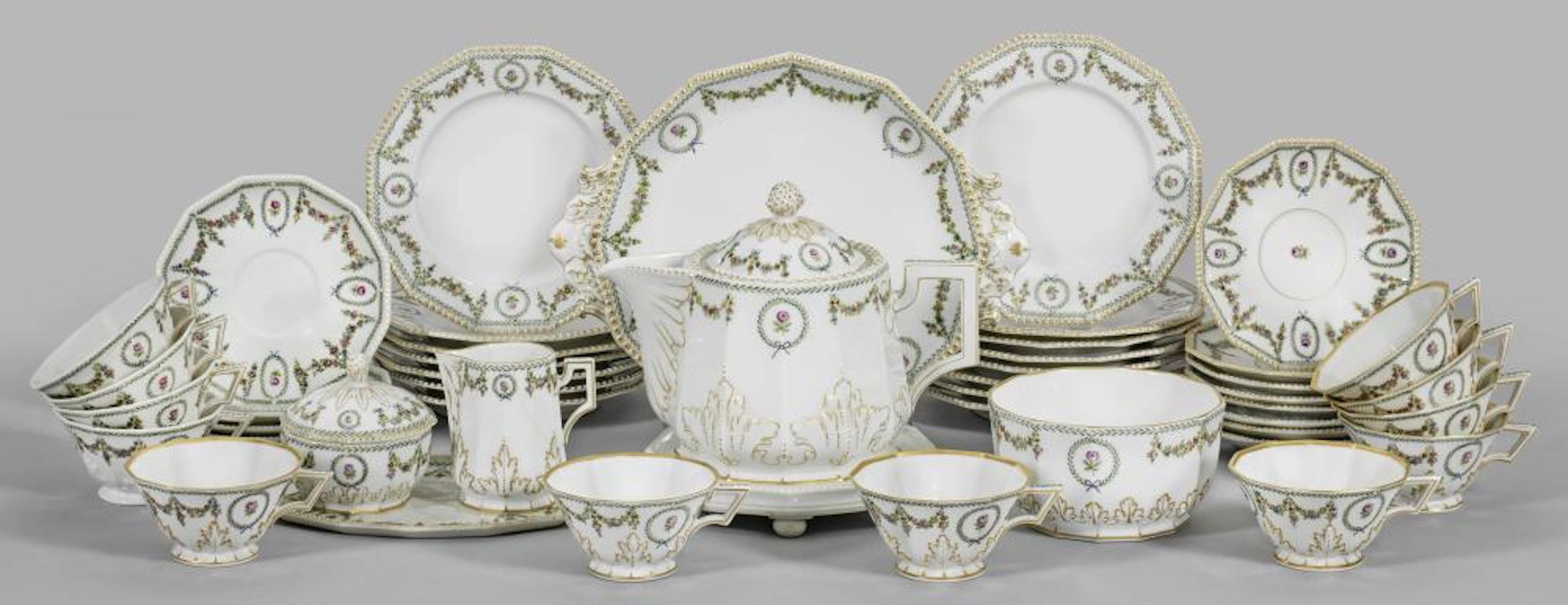 Teeservice "Perl" mit Dekor "Biedermeier"