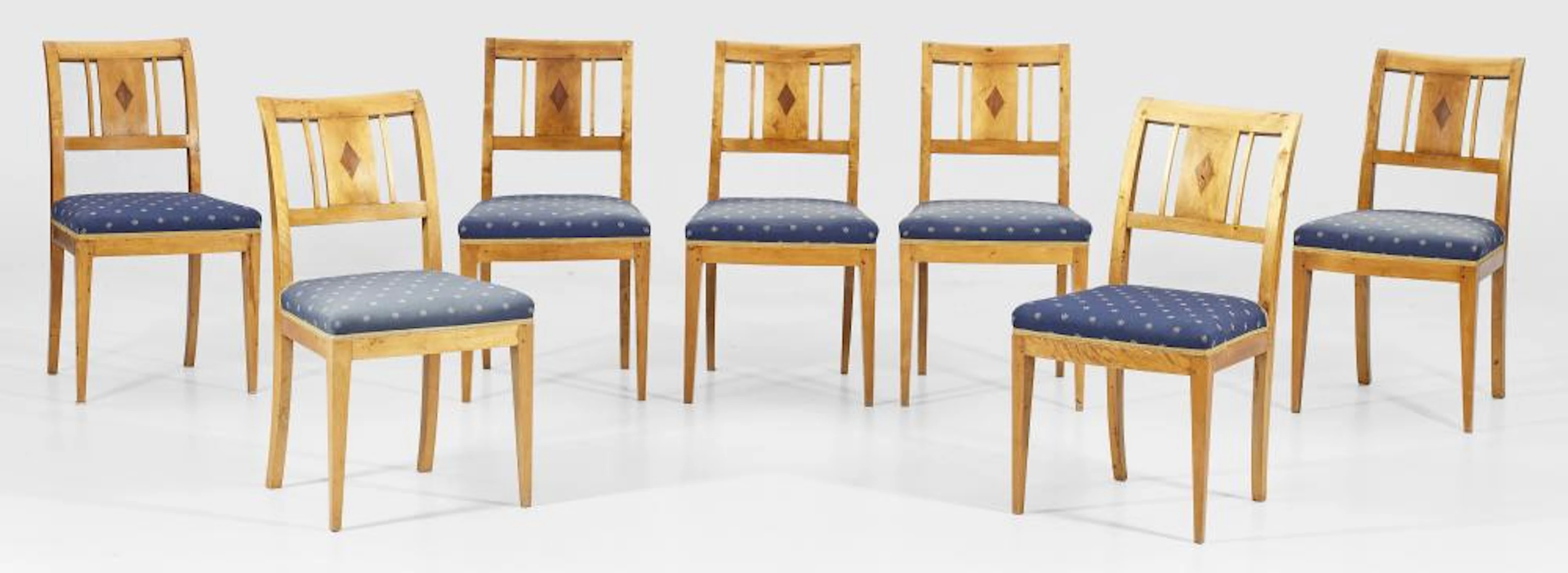 Satz von sieben Biedermeier-Stühle