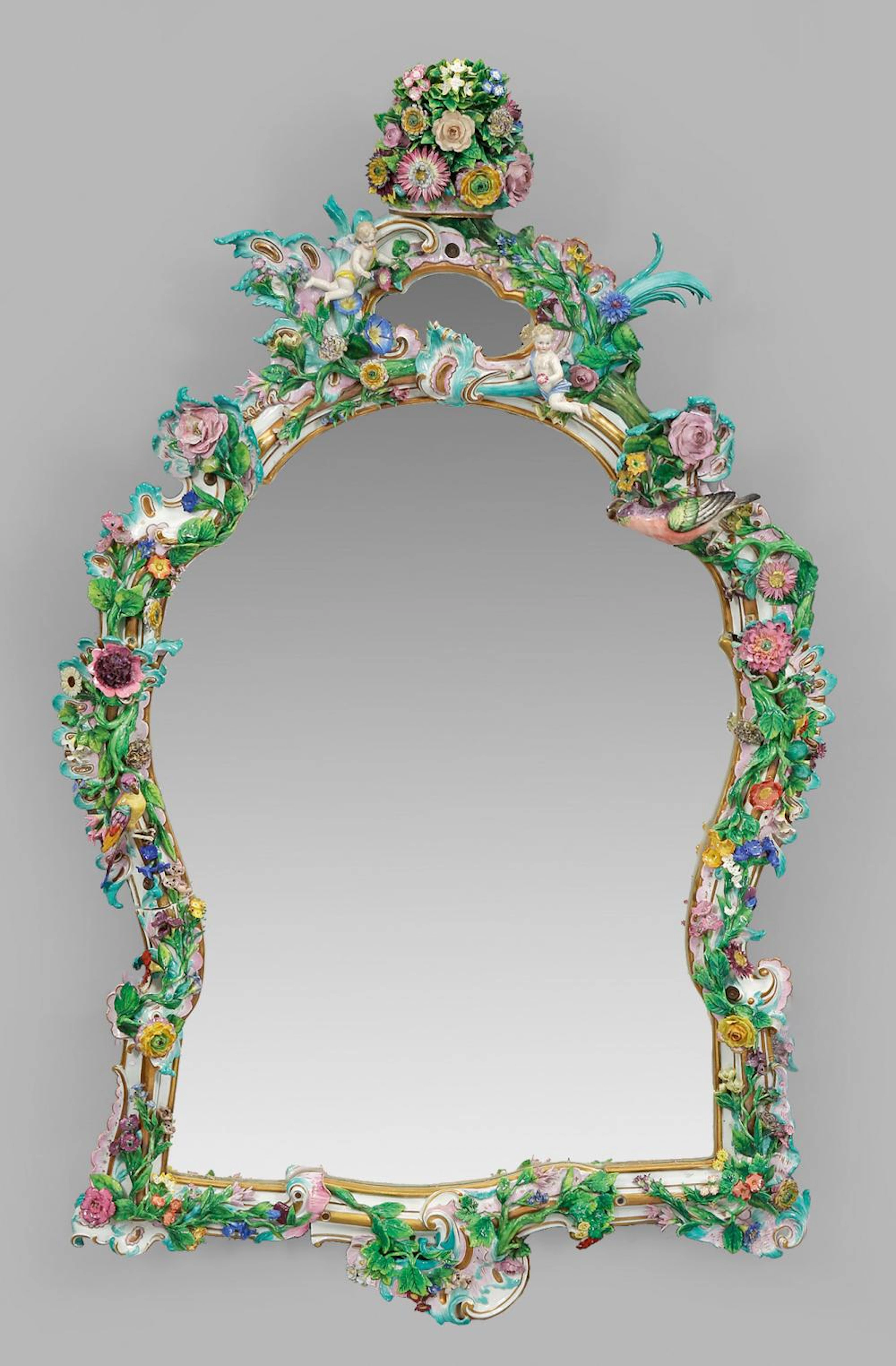 Großer Meissen Prunkspiegel mit plastischem Blumendekor