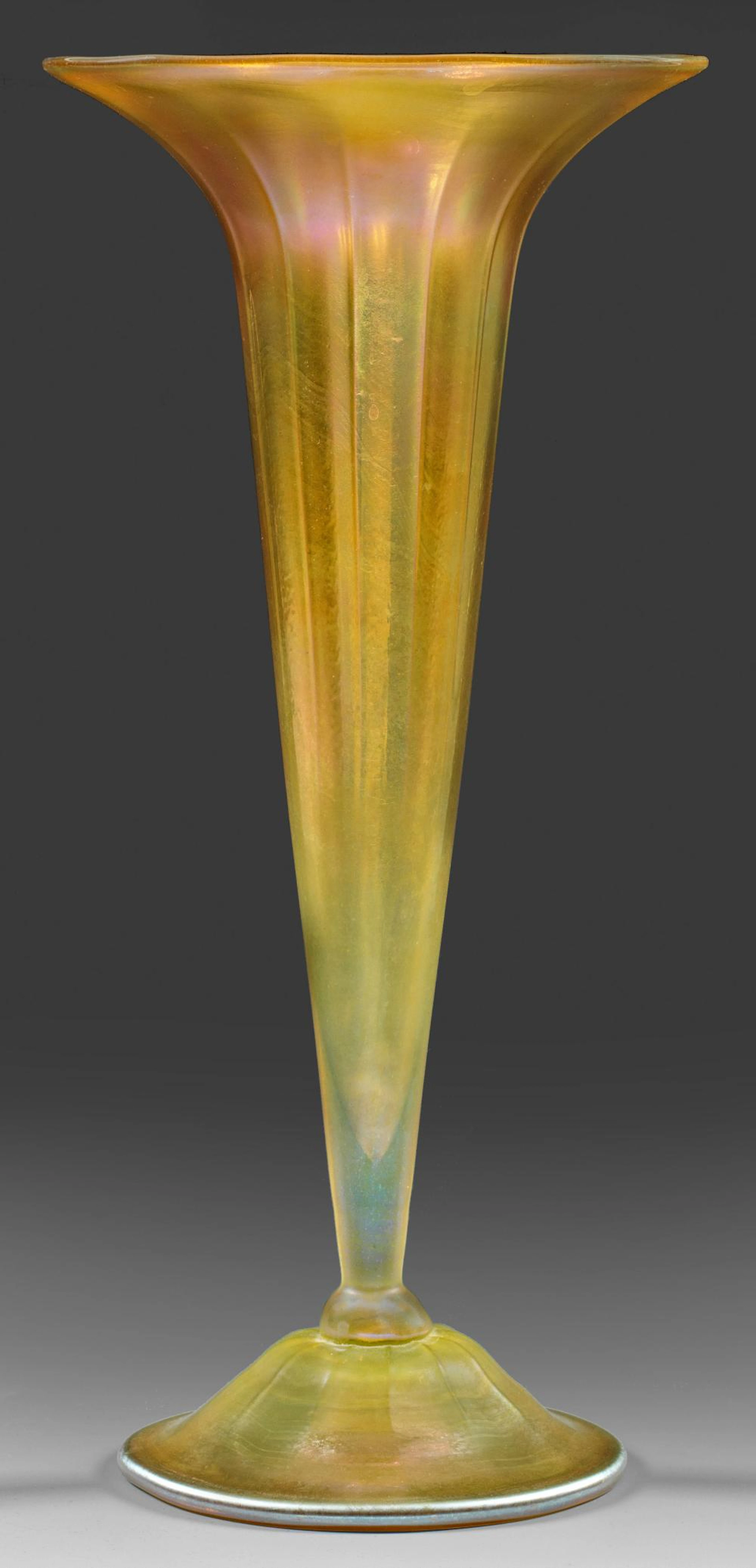 Große Trompetenvase von Louis Comfort Tiffany