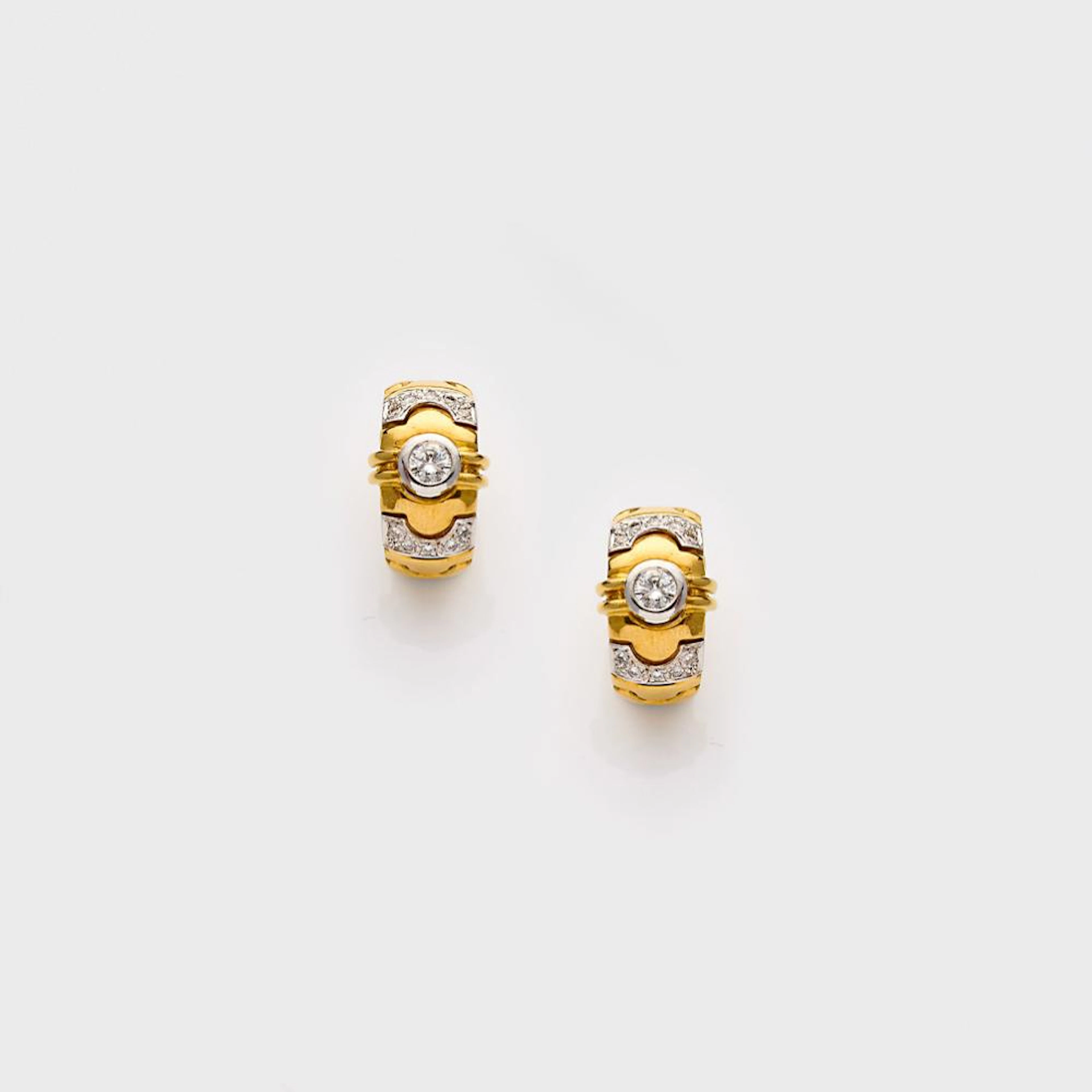 Paar Brillant-Ohrclips im Stil von BVLGARI