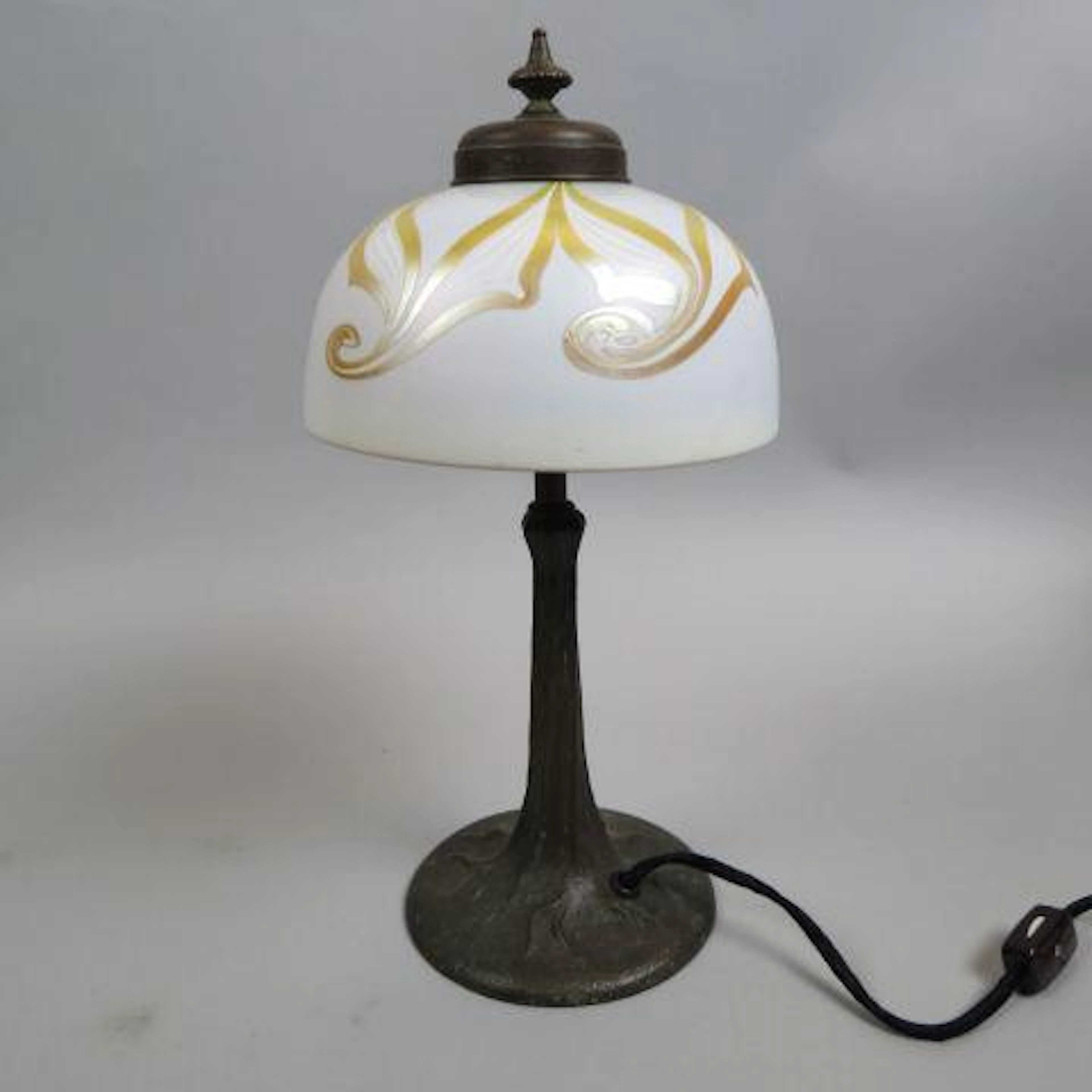 Quezal Art Glass Lamp,